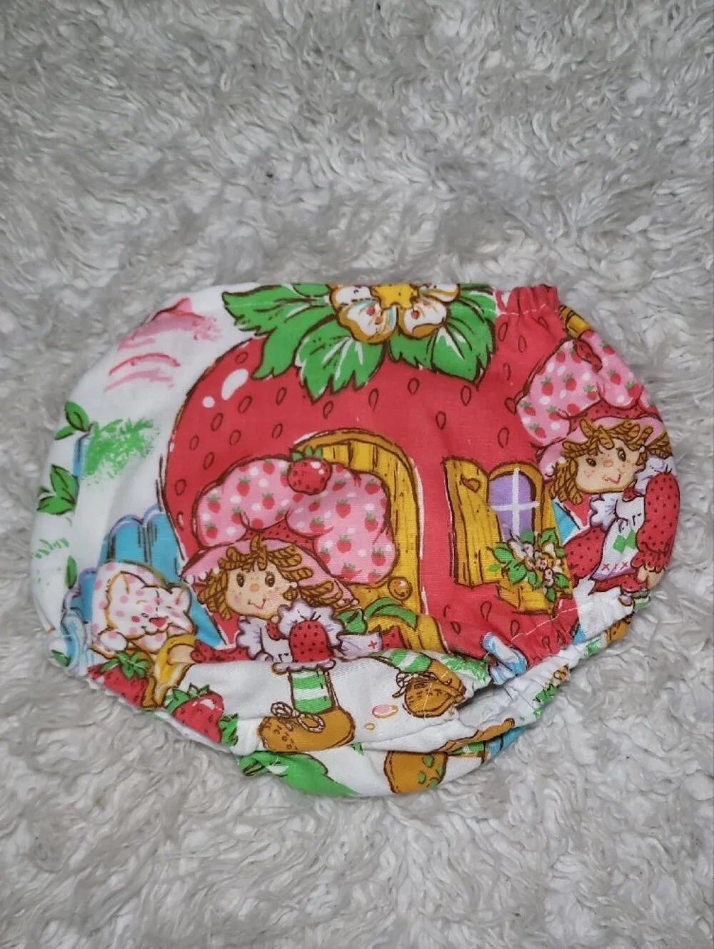 Vintage Kids Strawberry Cottage Two-Piece Set in White, Red & Green